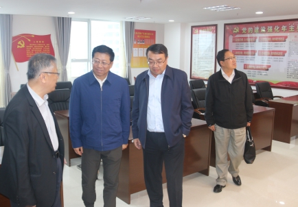 青海省副省長、省國資委黨委書記、主任王黎明，蒞臨省物產(chǎn)集團調(diào)研指導(dǎo)工作